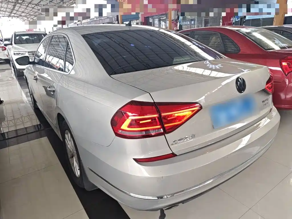 Volkswagen Passat — миниатюра 5