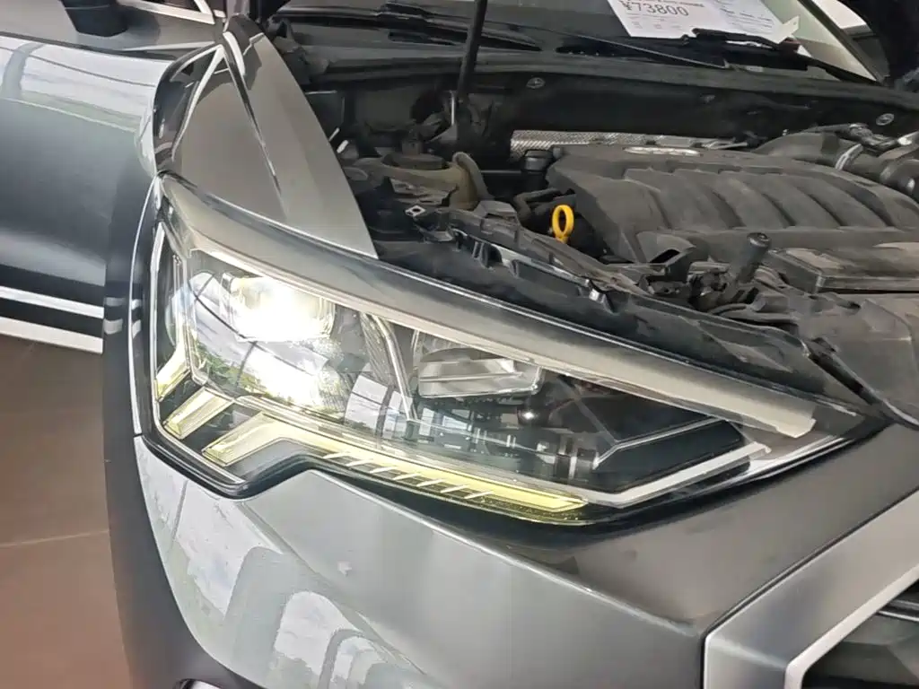 Audi Q3 — миниатюра 11