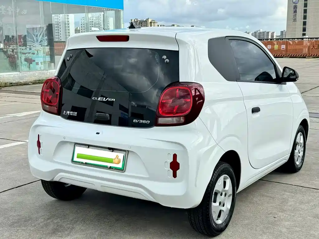 Roewe Clever — миниатюра 6