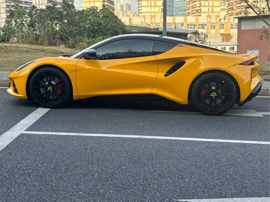 LOTUS SPORTS CAR EMIRA