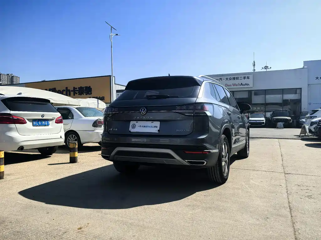 Volkswagen Tayron 2023 300TSI Luxury Plus