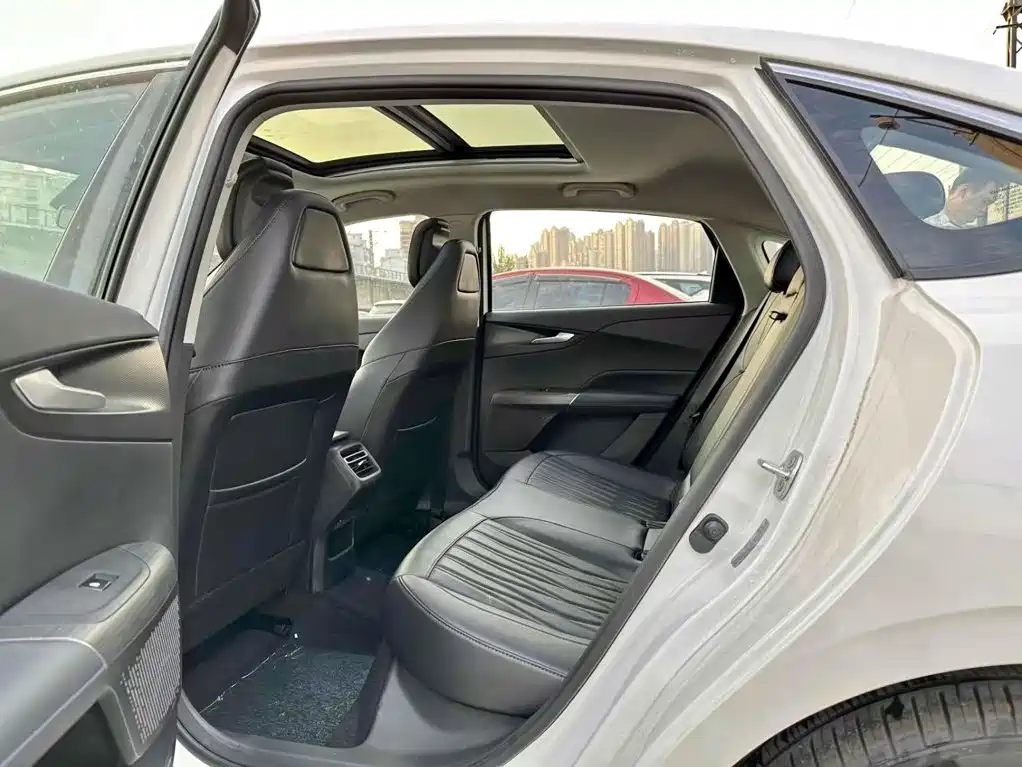Changan Yida — миниатюра 6