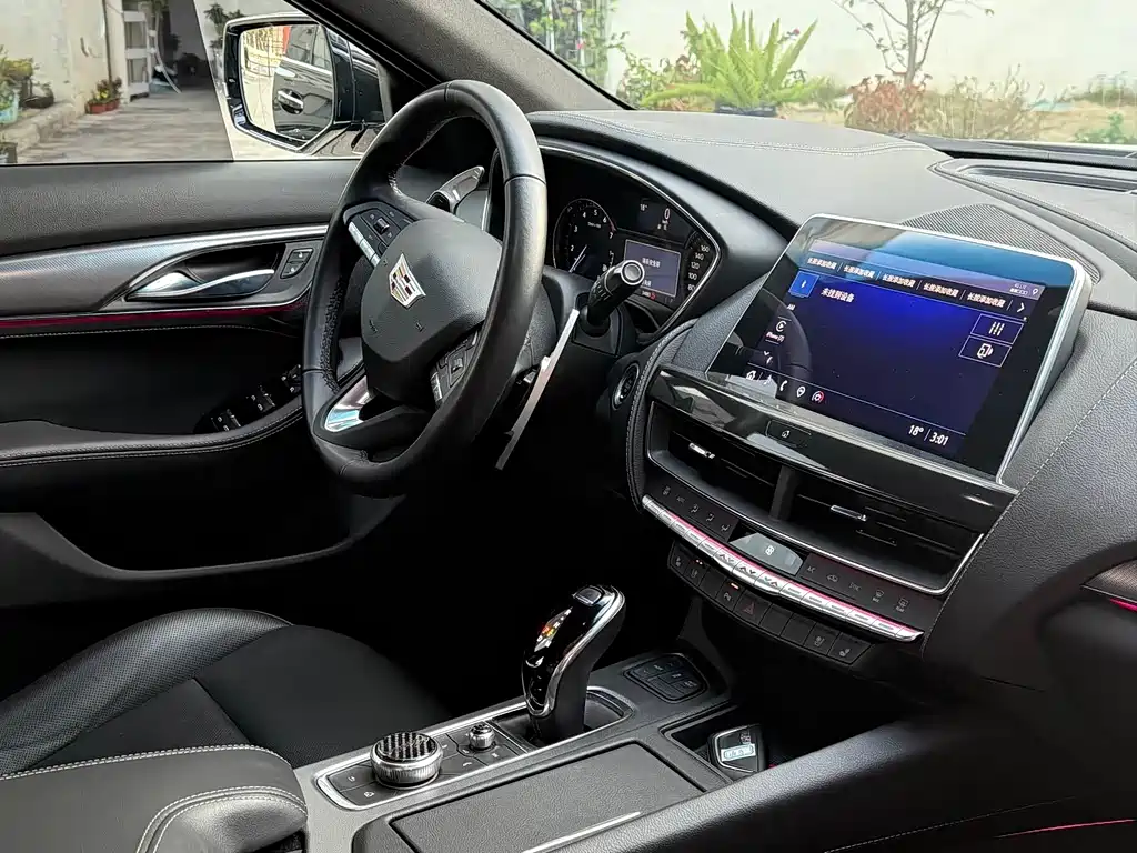 Cadillac CT5 — миниатюра 12