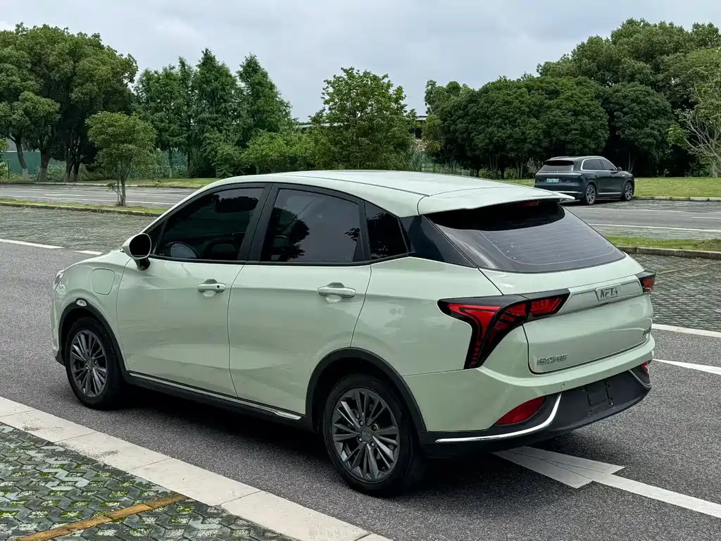 Neta V 2022 400 Lite