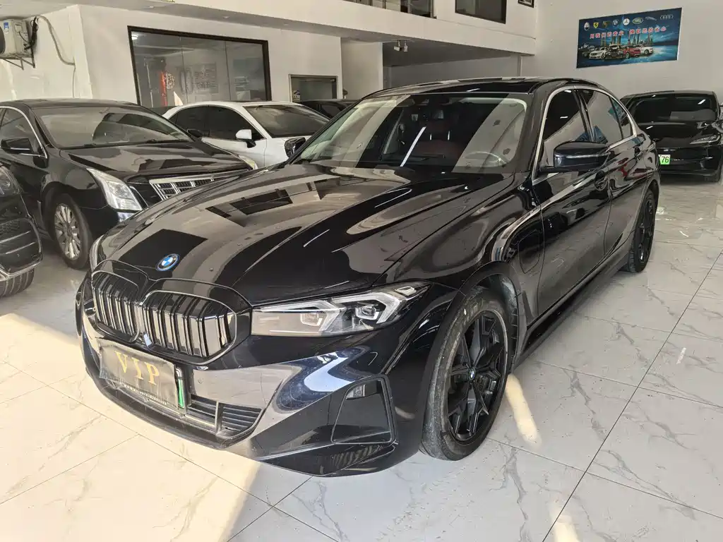 BMW i3 2024