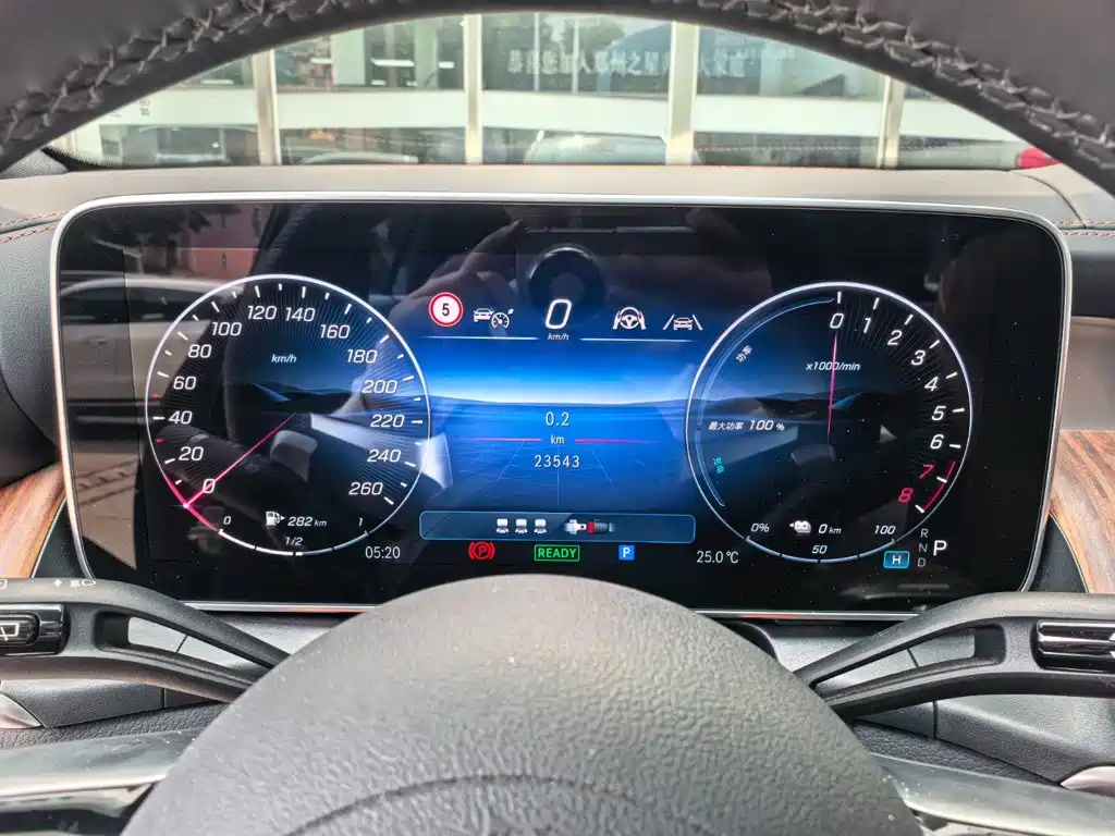 Mercedes-Benz GLC New Energy — миниатюра 6