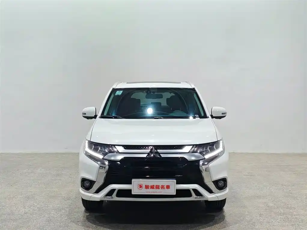 Mitsubishi Outlander 2.4L 4WD Enjoy Edition 7 seats, фото 2