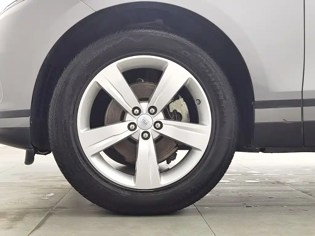 Land Rover Velar — миниатюра 17