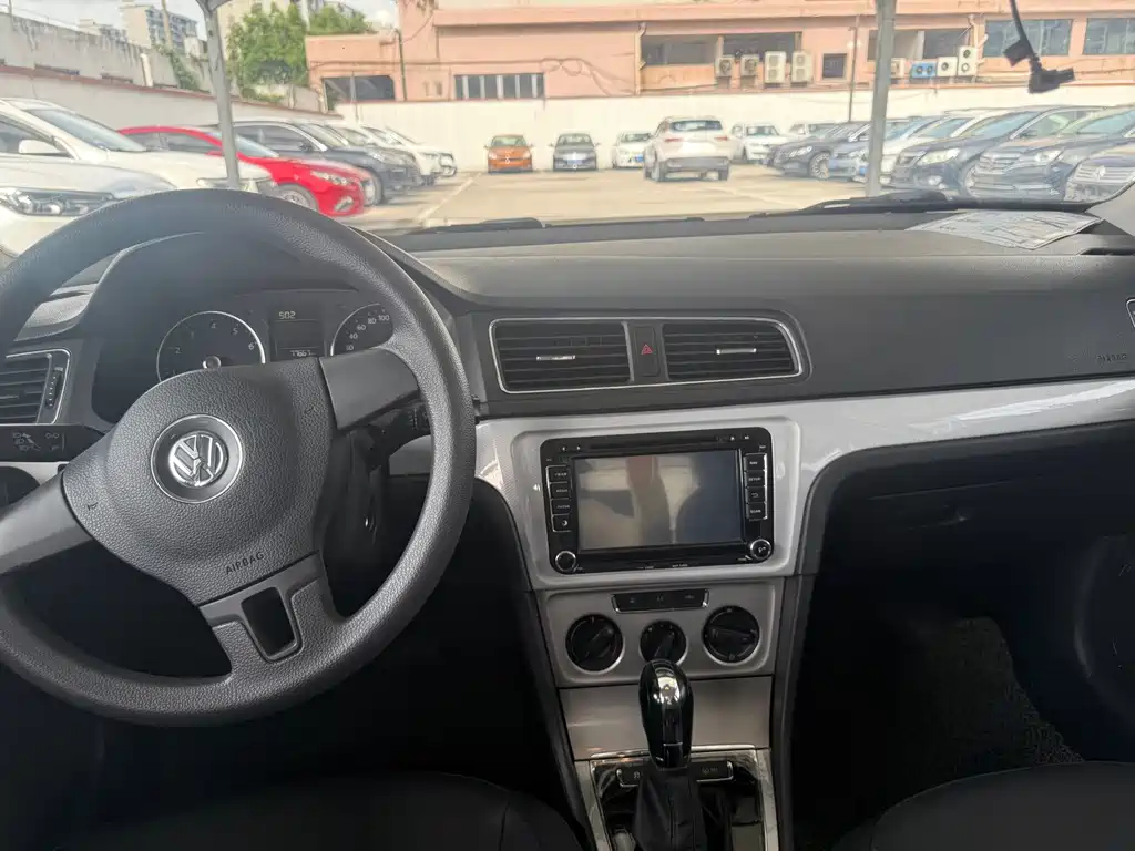 Volkswagen Gran Lavida — миниатюра 8