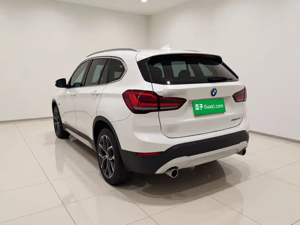 BMW X1 — миниатюра 4
