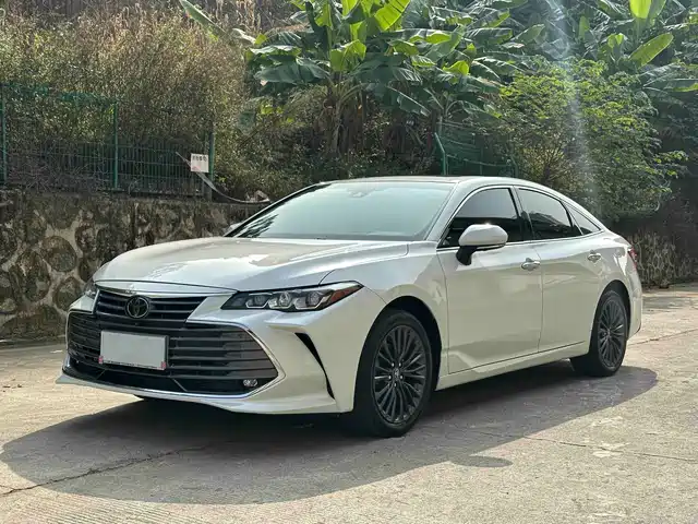 TOYOTA ASIAN DRAGON