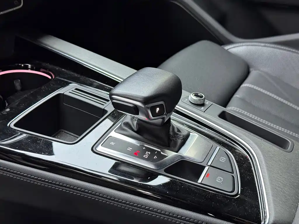 Audi A4L — миниатюра 8