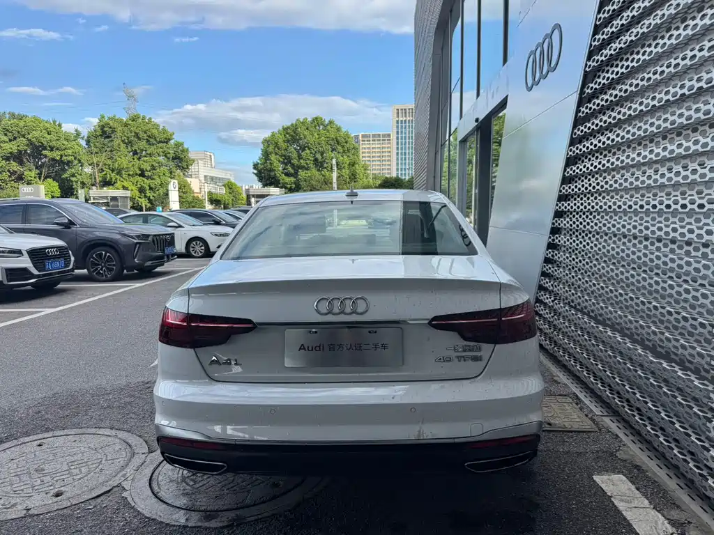 Audi A4L — миниатюра 5