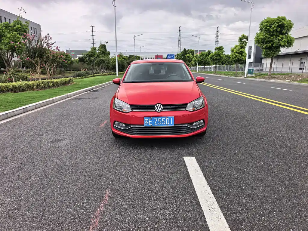 Volkswagen Polo — миниатюра 2