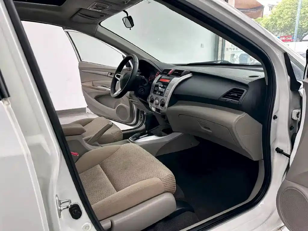 Honda City Classic — миниатюра 4