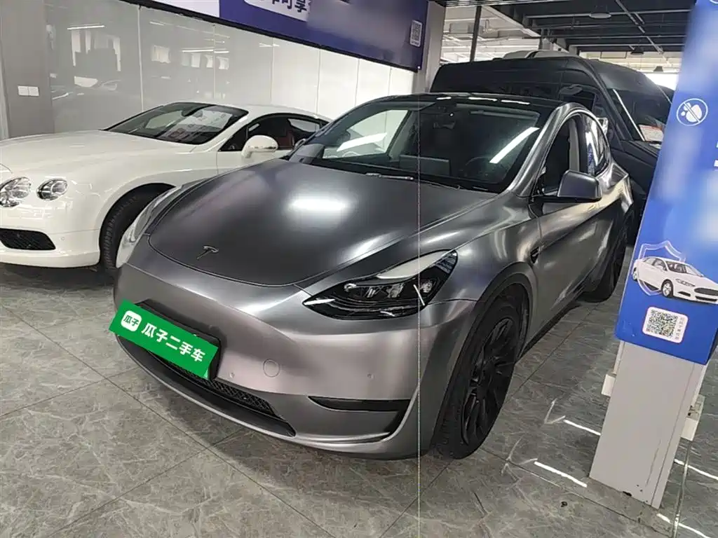 Tesla Model Y 2022