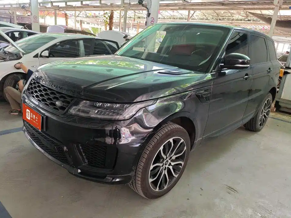 Land Rover Sport 2021