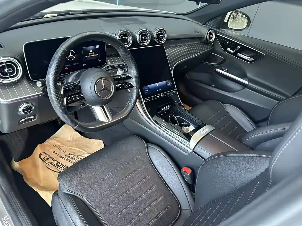 Mercedes-Benz C-Class — миниатюра 11