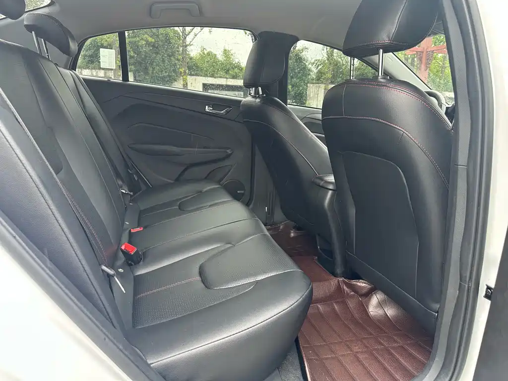 Chery Arrizo 5 — миниатюра 9