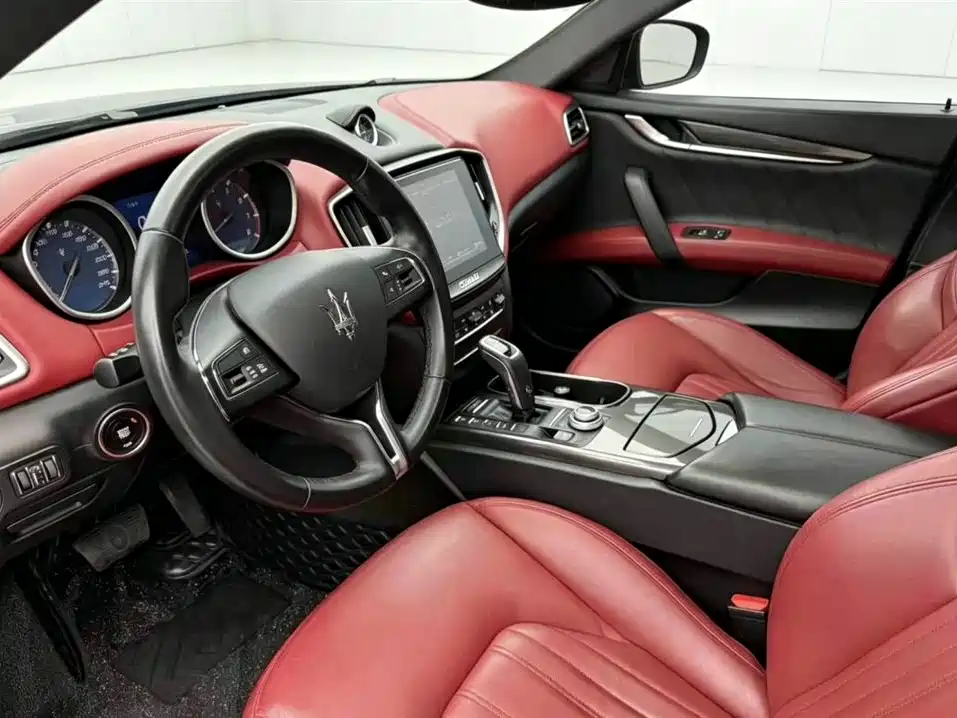 Maserati Ghibli 2019 3.0T Standard VI