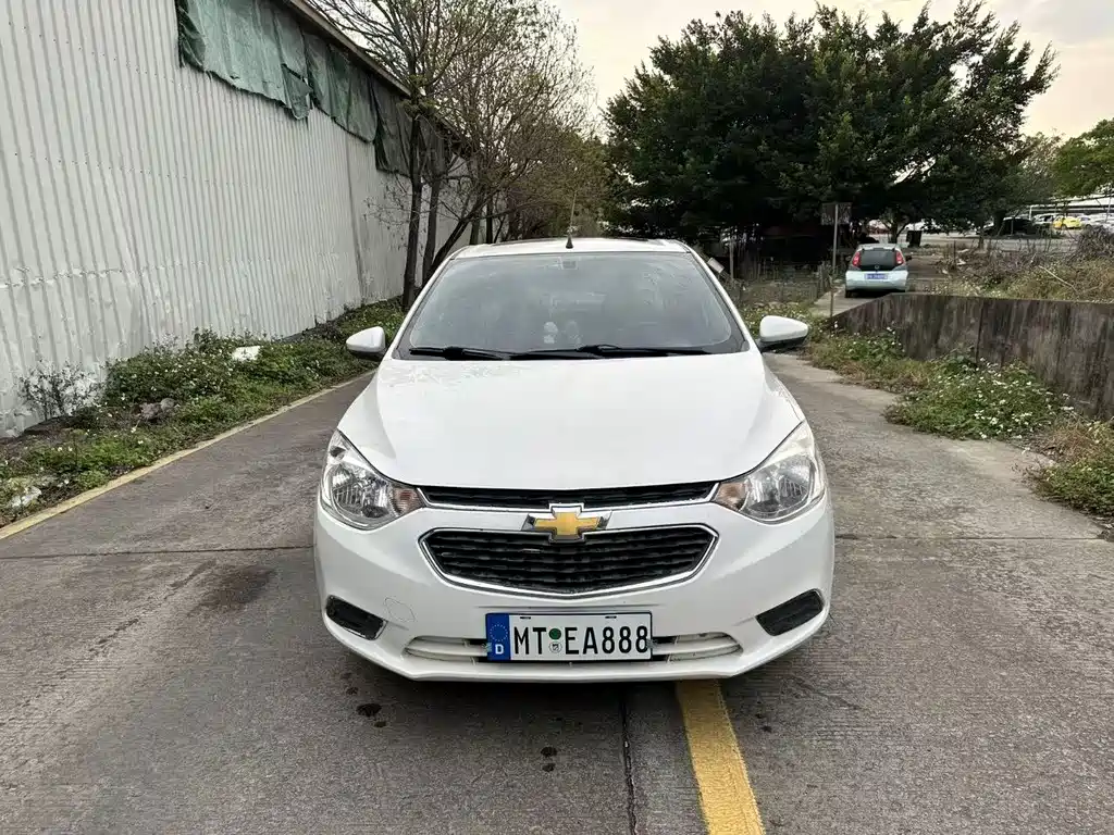 Chevrolet Sail 2015 3 1.5L MT