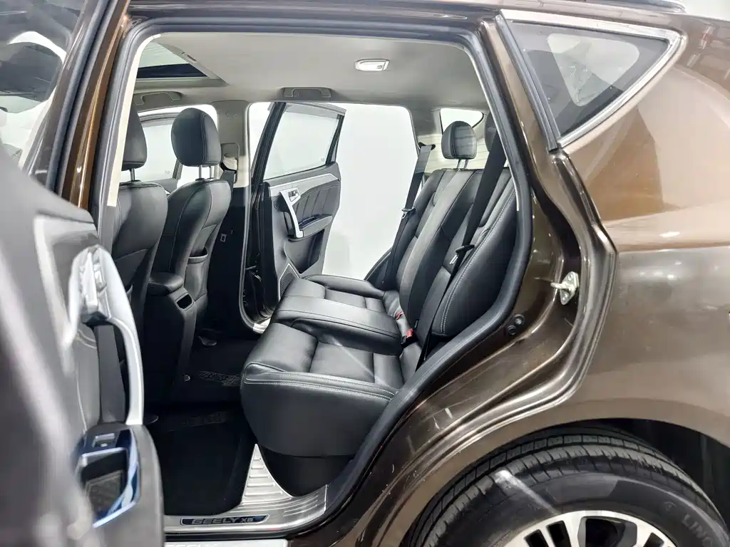 Geely Vision X6 — миниатюра 13