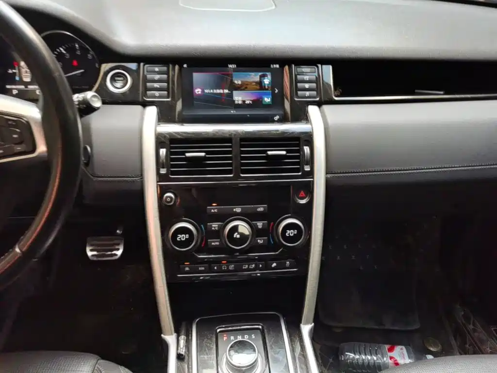 Land Rover Discovery Sport — миниатюра 13