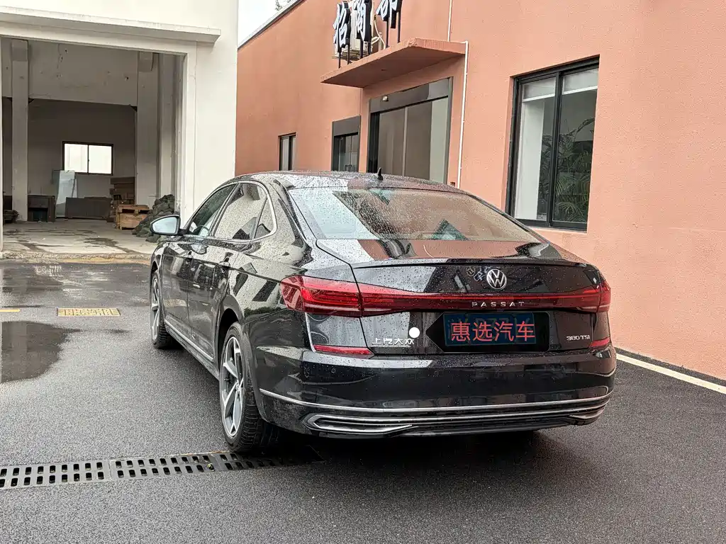 Volkswagen Passat — миниатюра 7