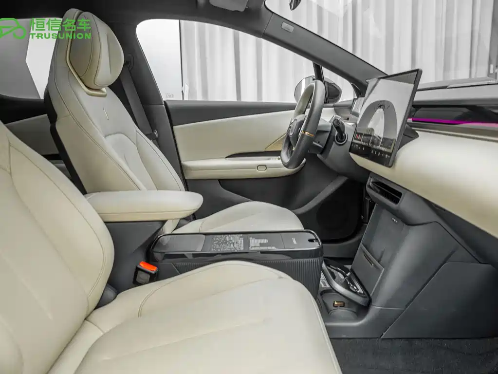 Lynk & Co Z20 — миниатюра 15