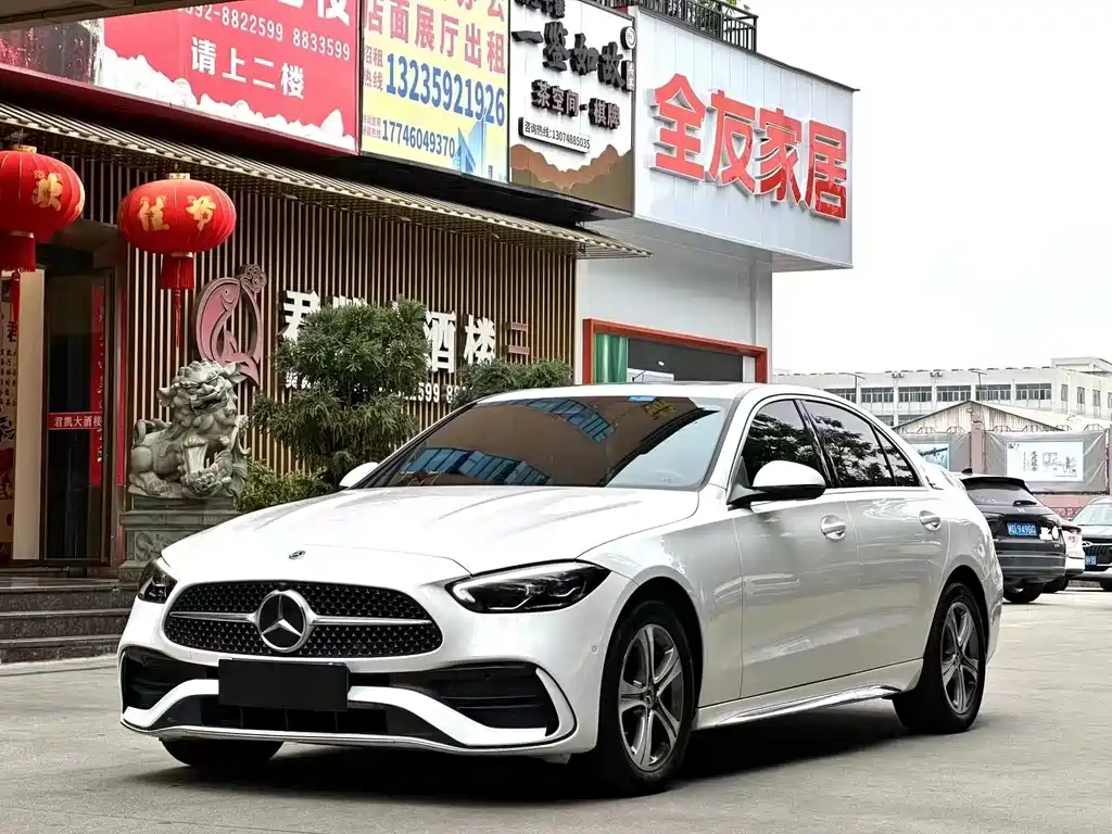 Mercedes-Benz C-Class 2022