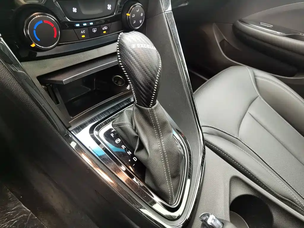 Buick Excelle — миниатюра 13