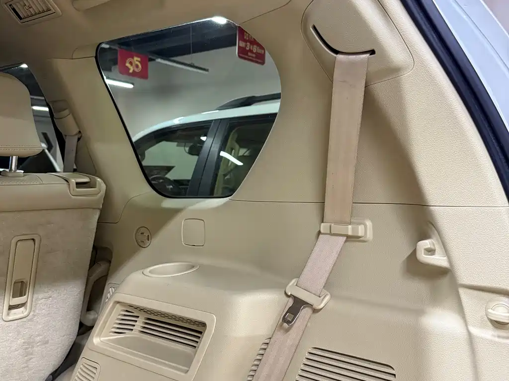 Toyota Prado (Import) — миниатюра 15