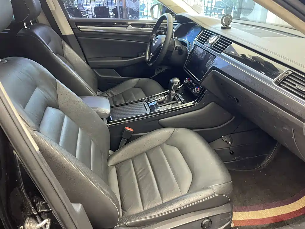 Volkswagen Phideon — миниатюра 19