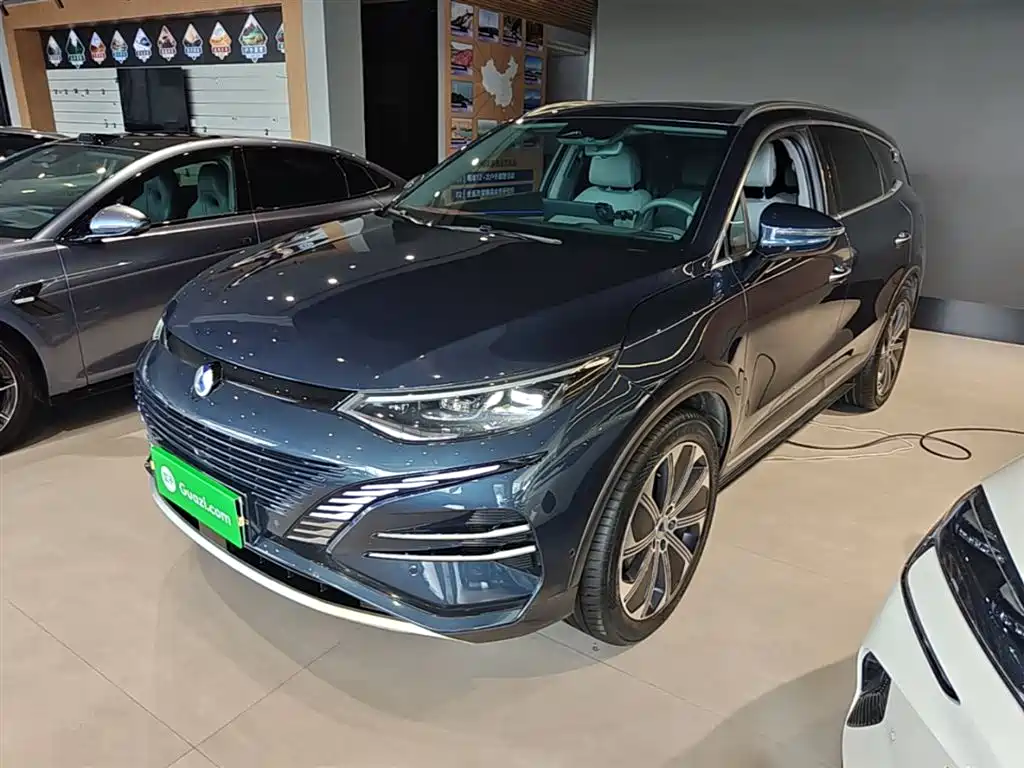 Denza N8 2023 Flagship мест