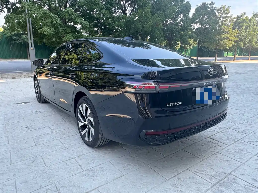 Volkswagen Passat — миниатюра 7