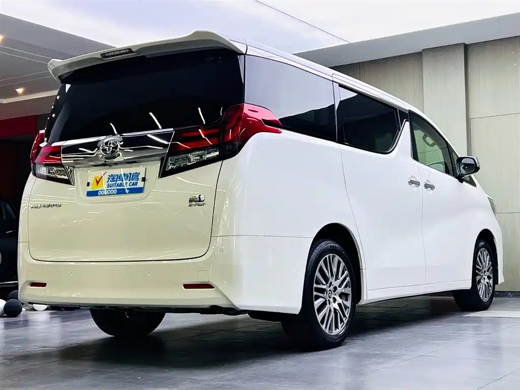 Toyota Alphard 2018 3.5L Luxury