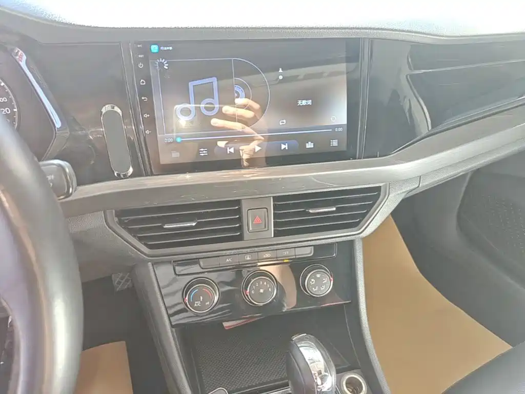 Volkswagen Bora — миниатюра 13