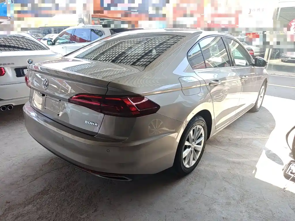 Volkswagen Bora — миниатюра 7
