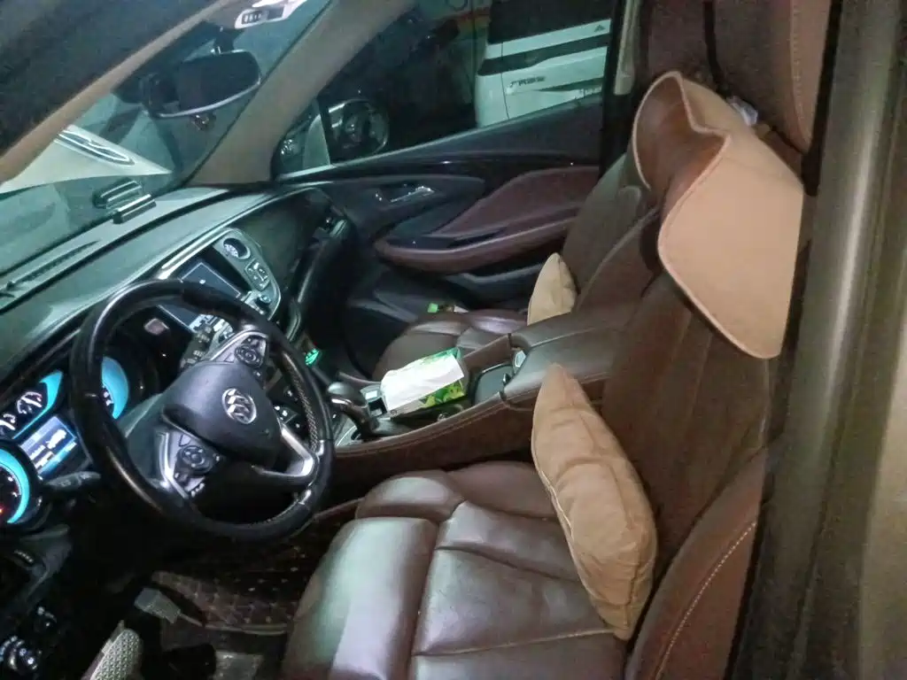Buick Envision Plus — миниатюра 16