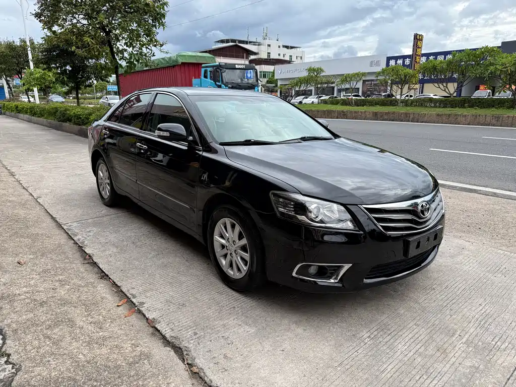 Toyota Camry 2013 200G Luxury