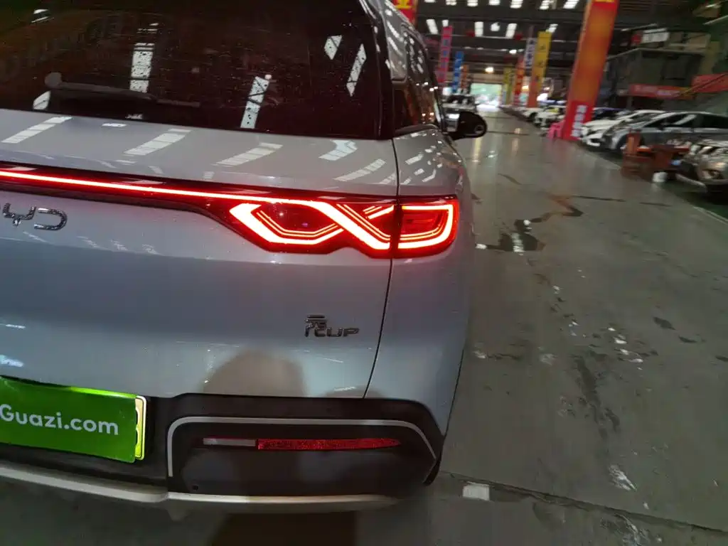 BYD Yuan UP — миниатюра 8