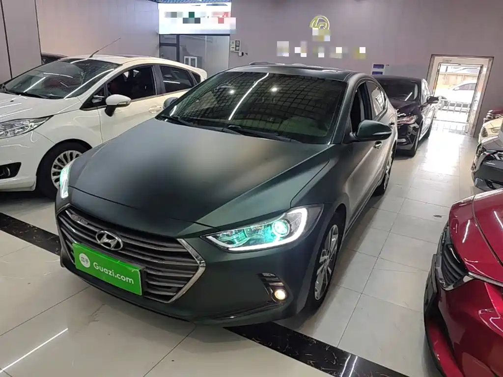 Hyundai Elantra — миниатюра 2