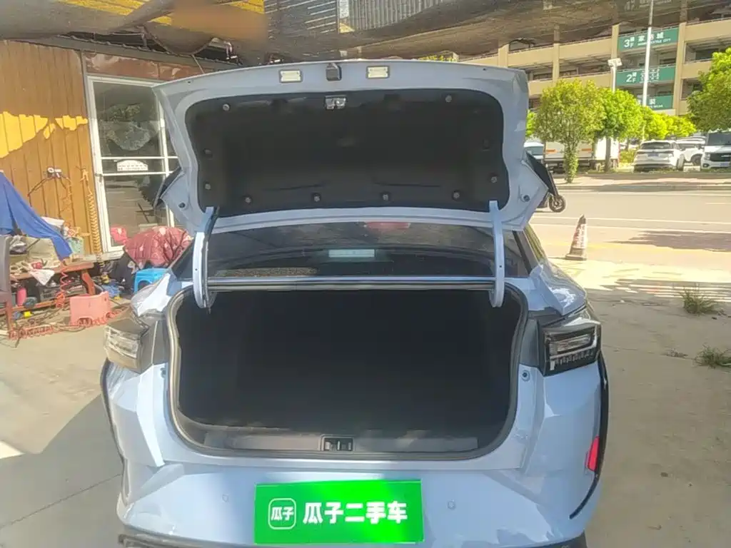 Aeolus Yixuan — миниатюра 19