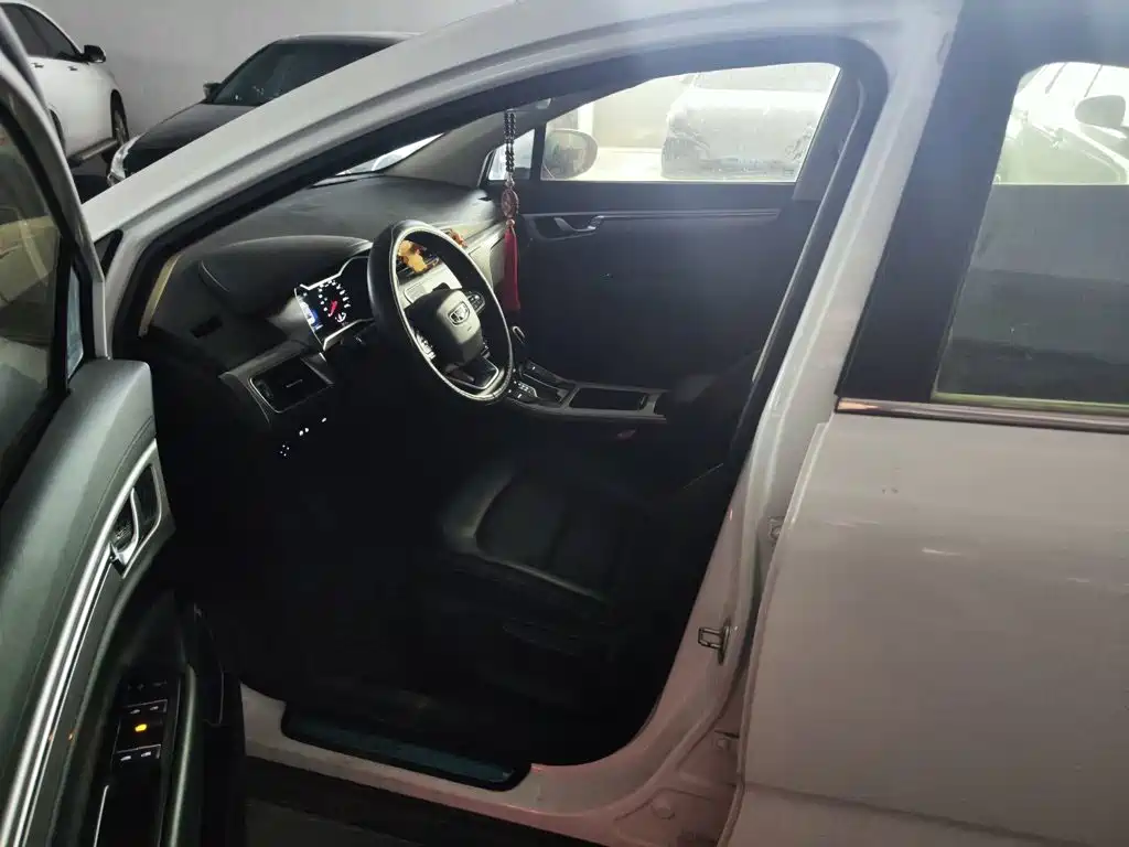Geely Emgrand GS — миниатюра 18