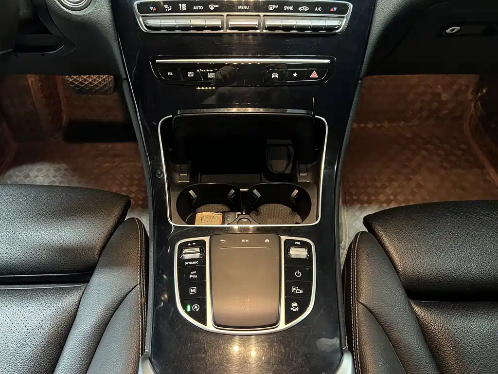 Mercedes-Benz GLC — миниатюра 9