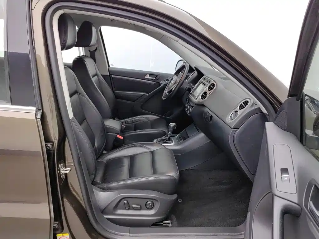 Volkswagen Tiguan — миниатюра 23