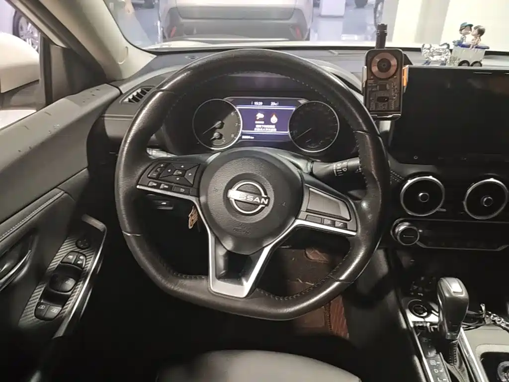 Nissan Sylphy — миниатюра 11