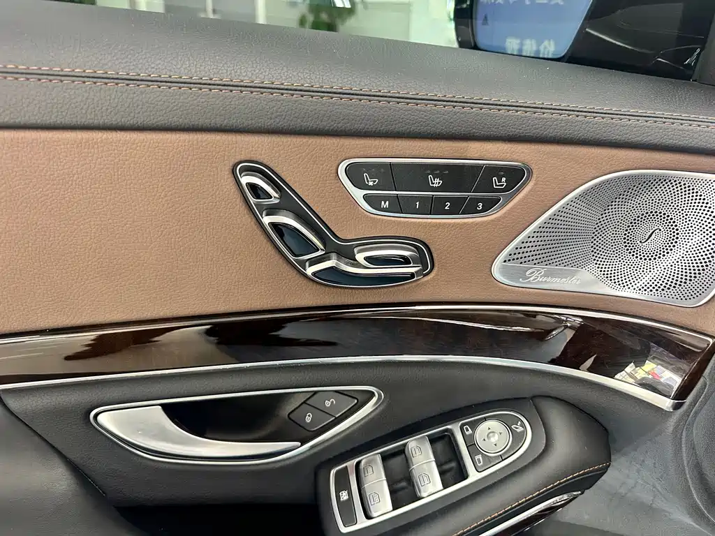 Mercedes-Benz S-Class — миниатюра 4