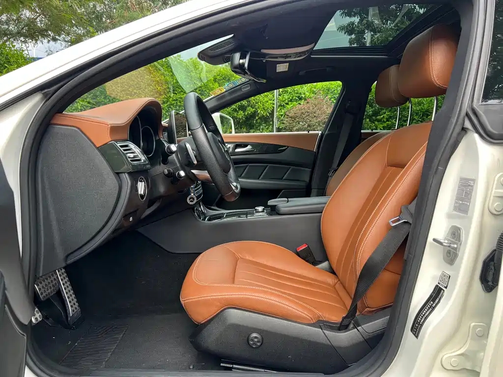 Mercedes-Benz CLS — миниатюра 6