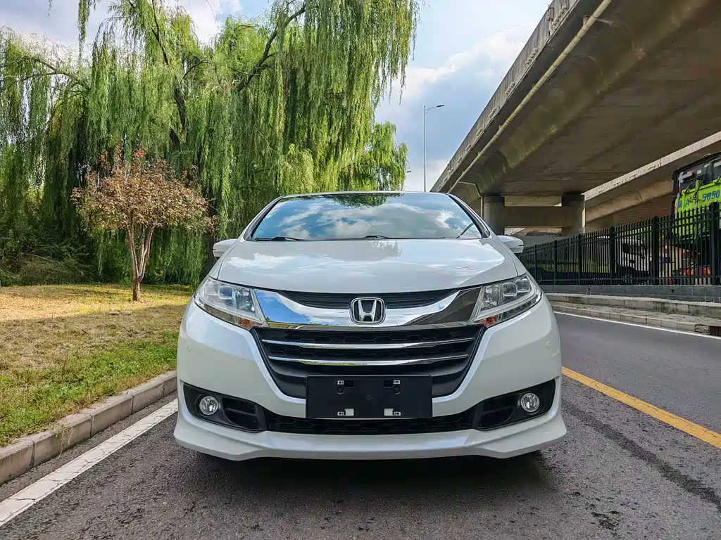 Honda Odyssey — миниатюра 2